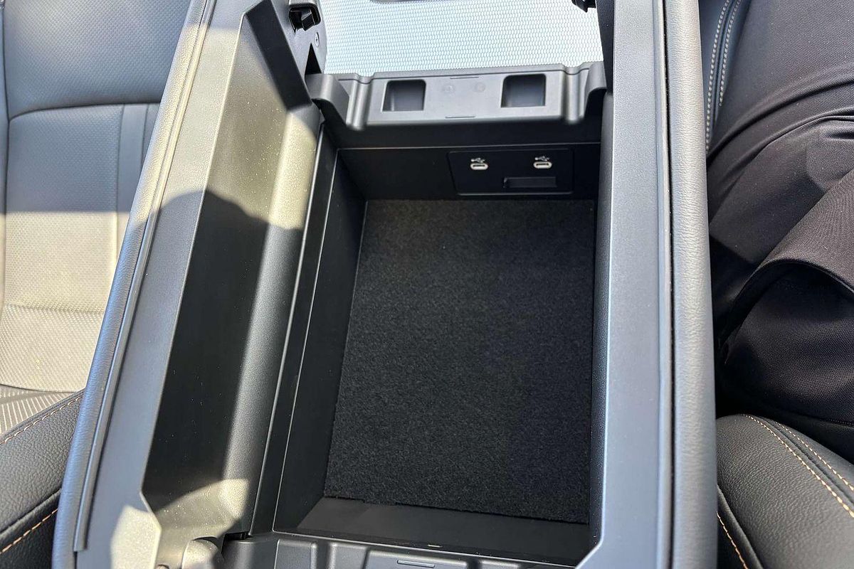 2025 Mazda CX-90 G50e GT KK