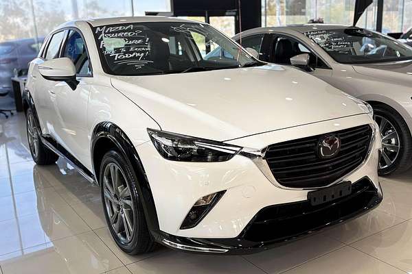 2025 Mazda CX-3 G20 Akari DK