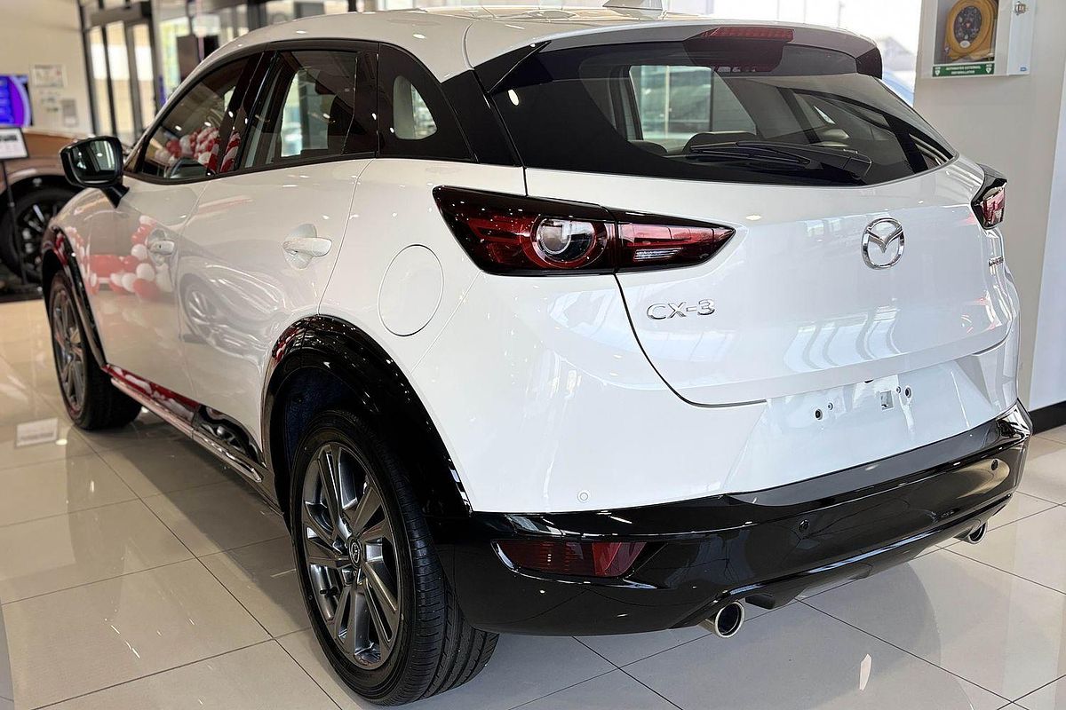 2025 Mazda CX-3 G20 Akari DK