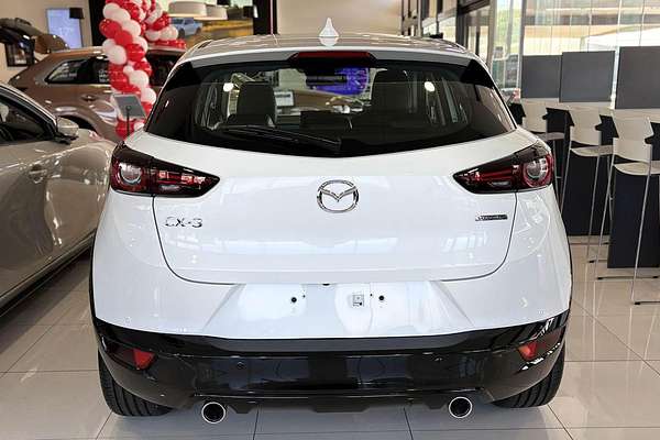 2025 Mazda CX-3 G20 Akari DK