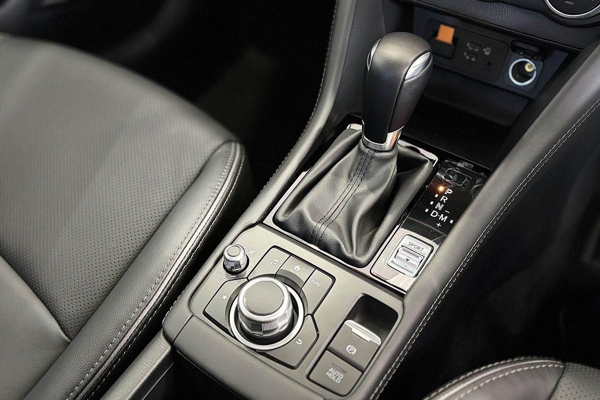 2025 Mazda CX-3 G20 Akari DK