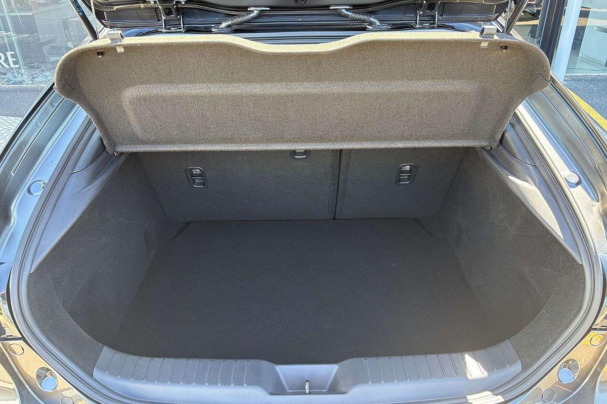 2025 Mazda 3 G25 Evolve SP BP Series