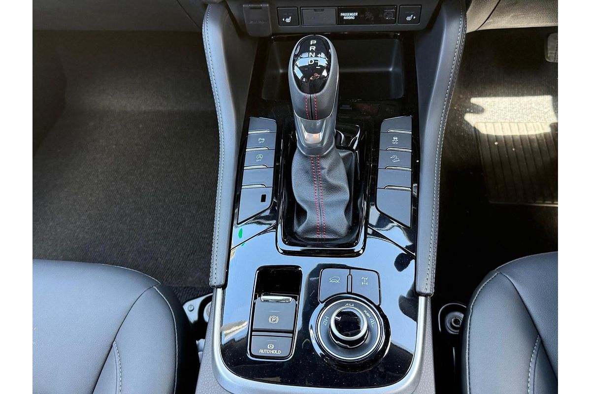 2025 Isuzu MU-X X-TERRAIN