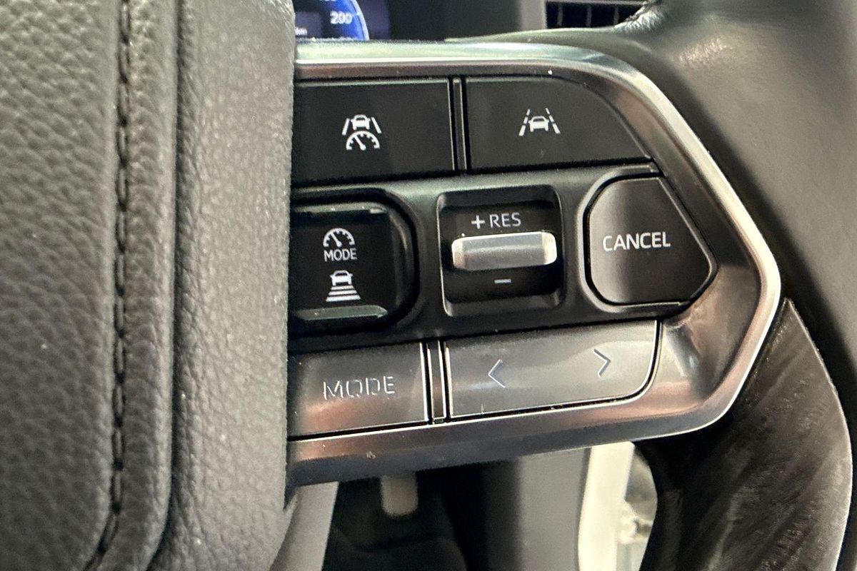 2025 Toyota Landcruiser GR Sport FJA300R