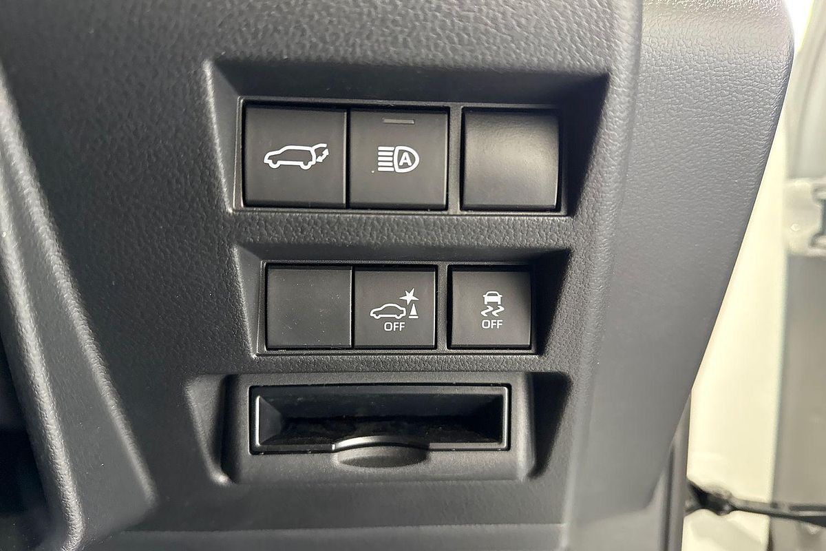 2025 Toyota Landcruiser GR Sport FJA300R