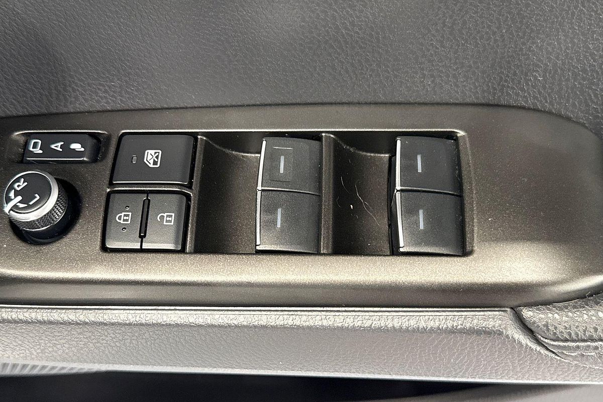 2024 Toyota Camry Ascent Sport AXVH80R