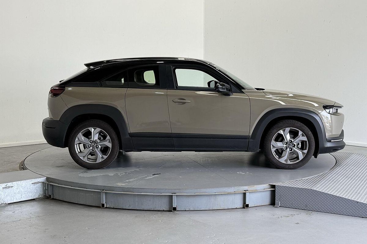 2023 Mazda MX-30 G20e Evolve DR Series