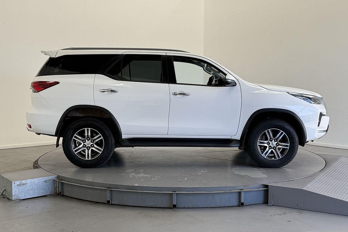 2024 Toyota Fortuner GXL GUN156R