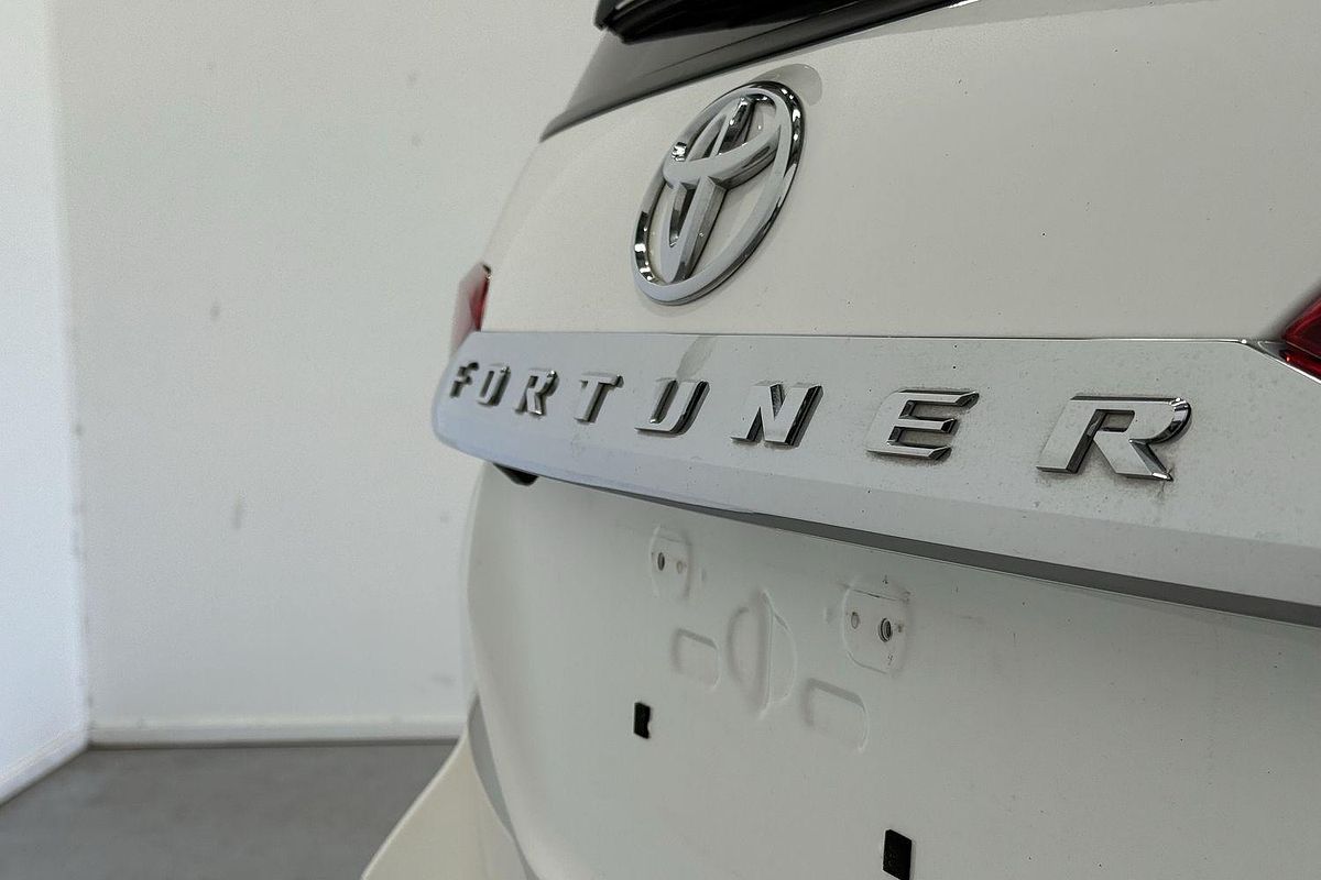 2024 Toyota Fortuner GXL GUN156R