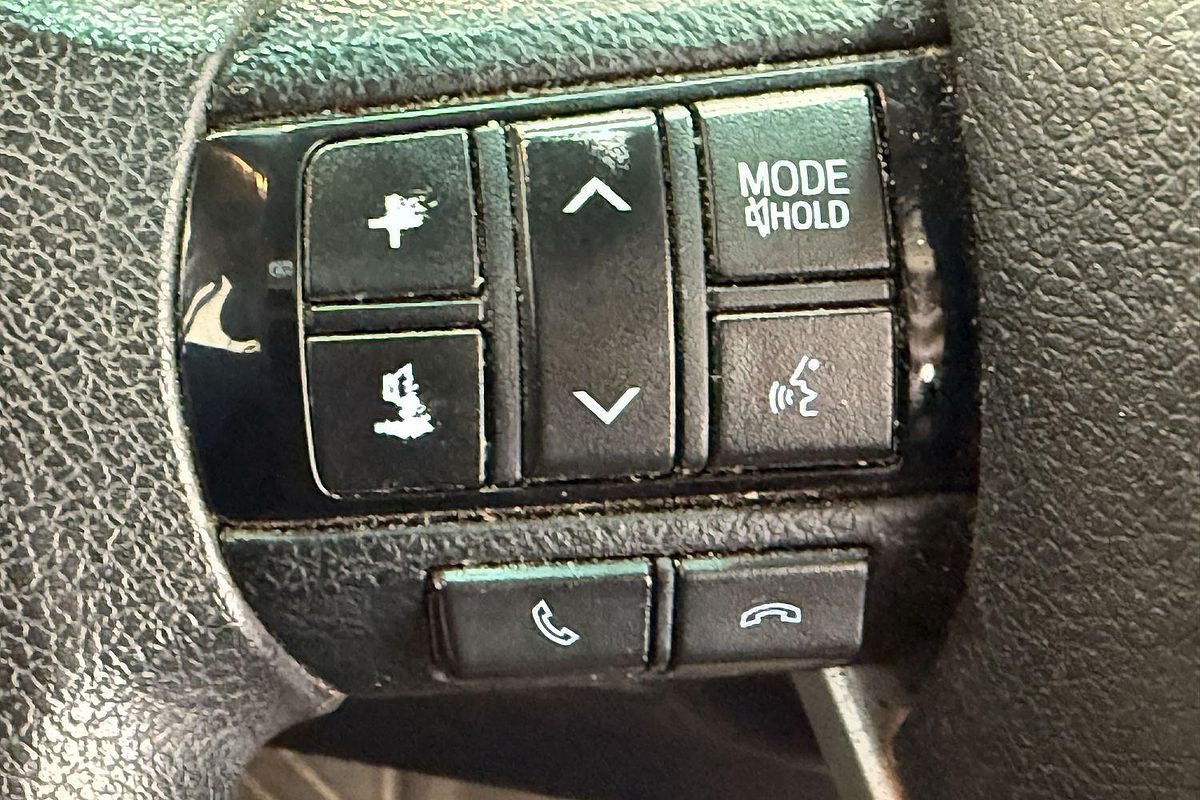 2018 Toyota Hilux SR GUN126R 4X4