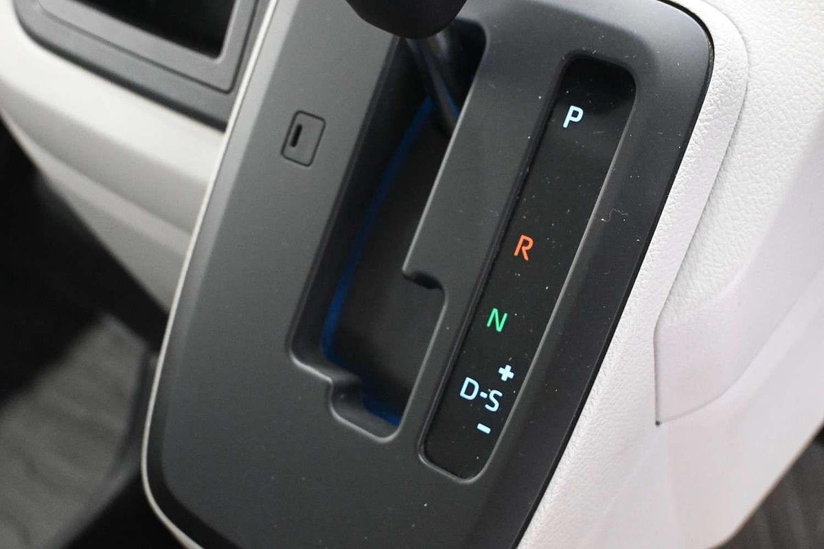 2024 Toyota Hiace GDH300R LWB