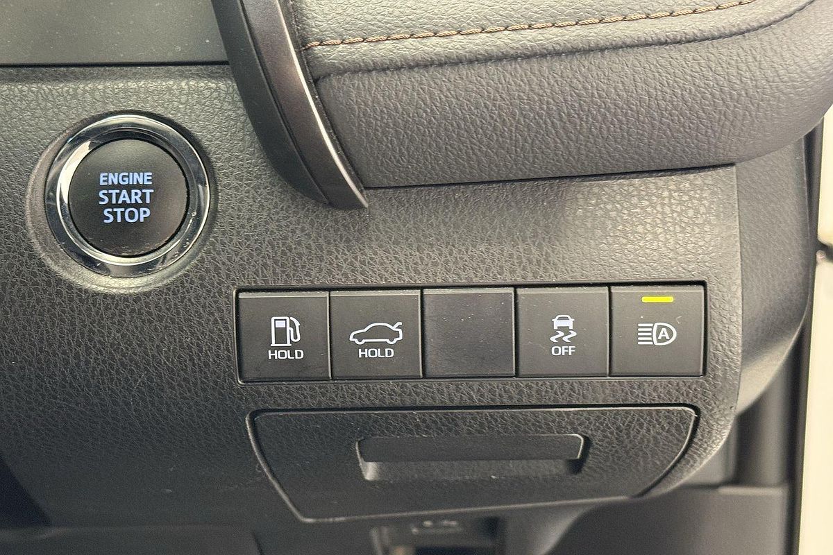 2021 Toyota Camry SL ASV70R