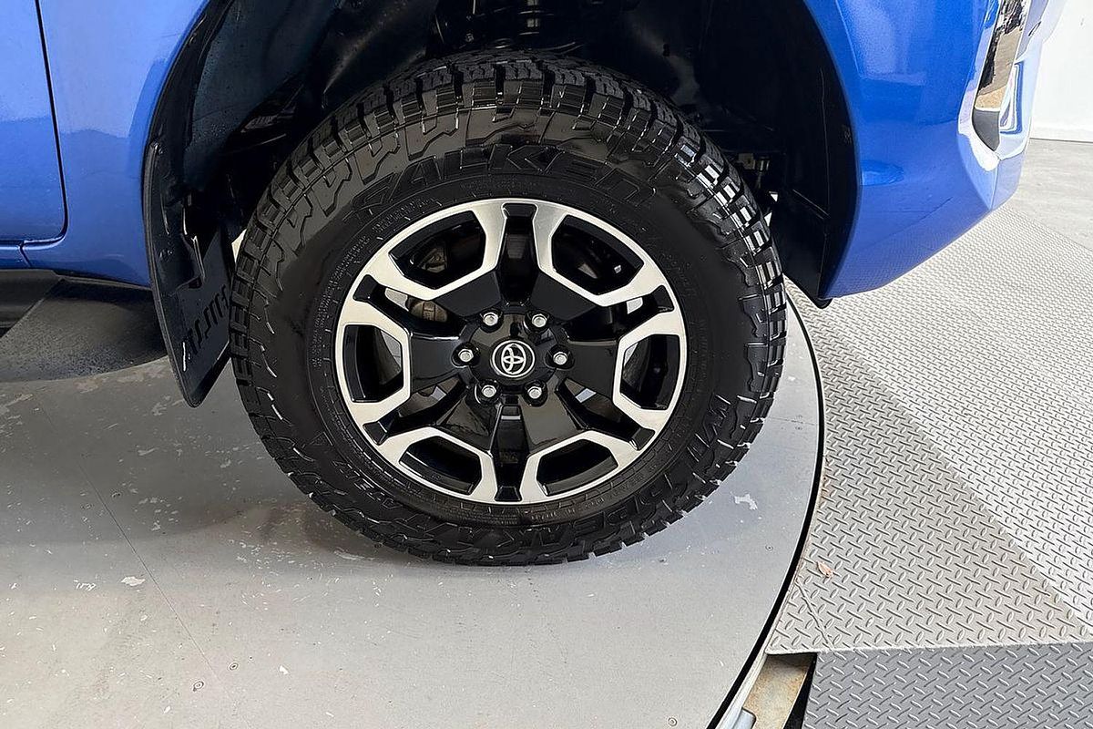 2024 Toyota Hilux SR5 GUN126R 4X4