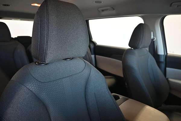 2021 Kia Carnival S KA4