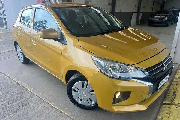 2021 Mitsubishi Mirage ES LB