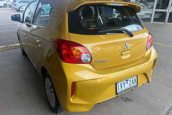 2021 Mitsubishi Mirage ES LB