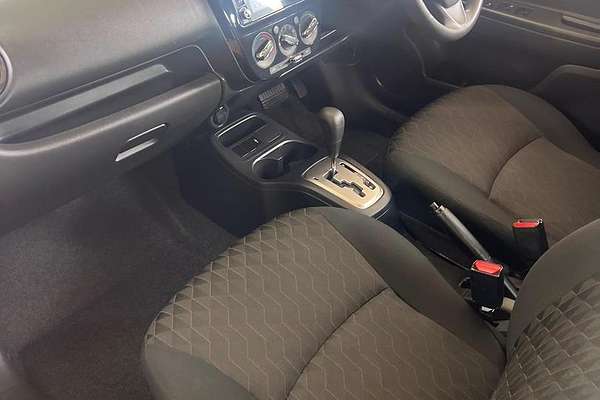 2021 Mitsubishi Mirage ES LB