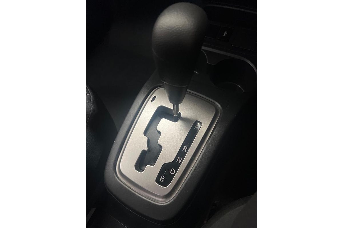 2021 Mitsubishi Mirage ES LB