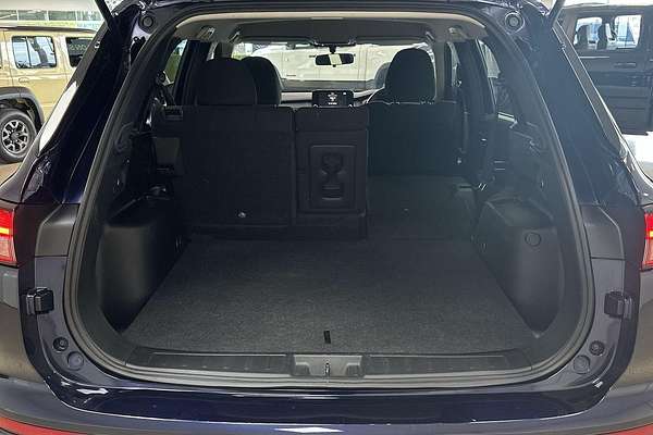 2023 Mitsubishi Outlander ES ZM