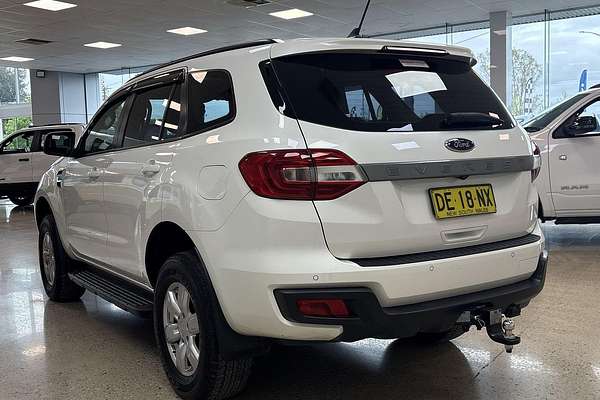 2022 Ford Everest Ambiente UA II 3.2L