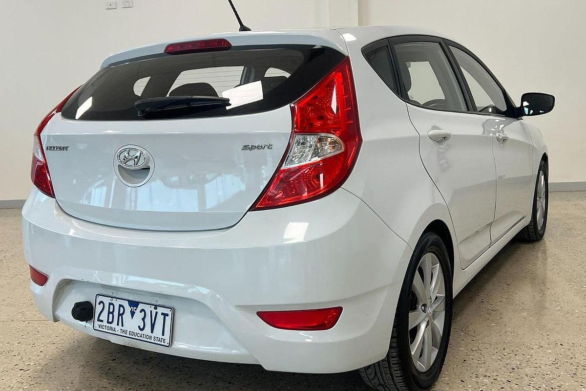 2017 Hyundai Accent Sport RB5