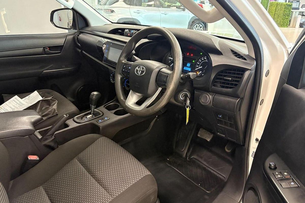 2018 Toyota Hilux Workmate TGN121R Rear Wheel Drive