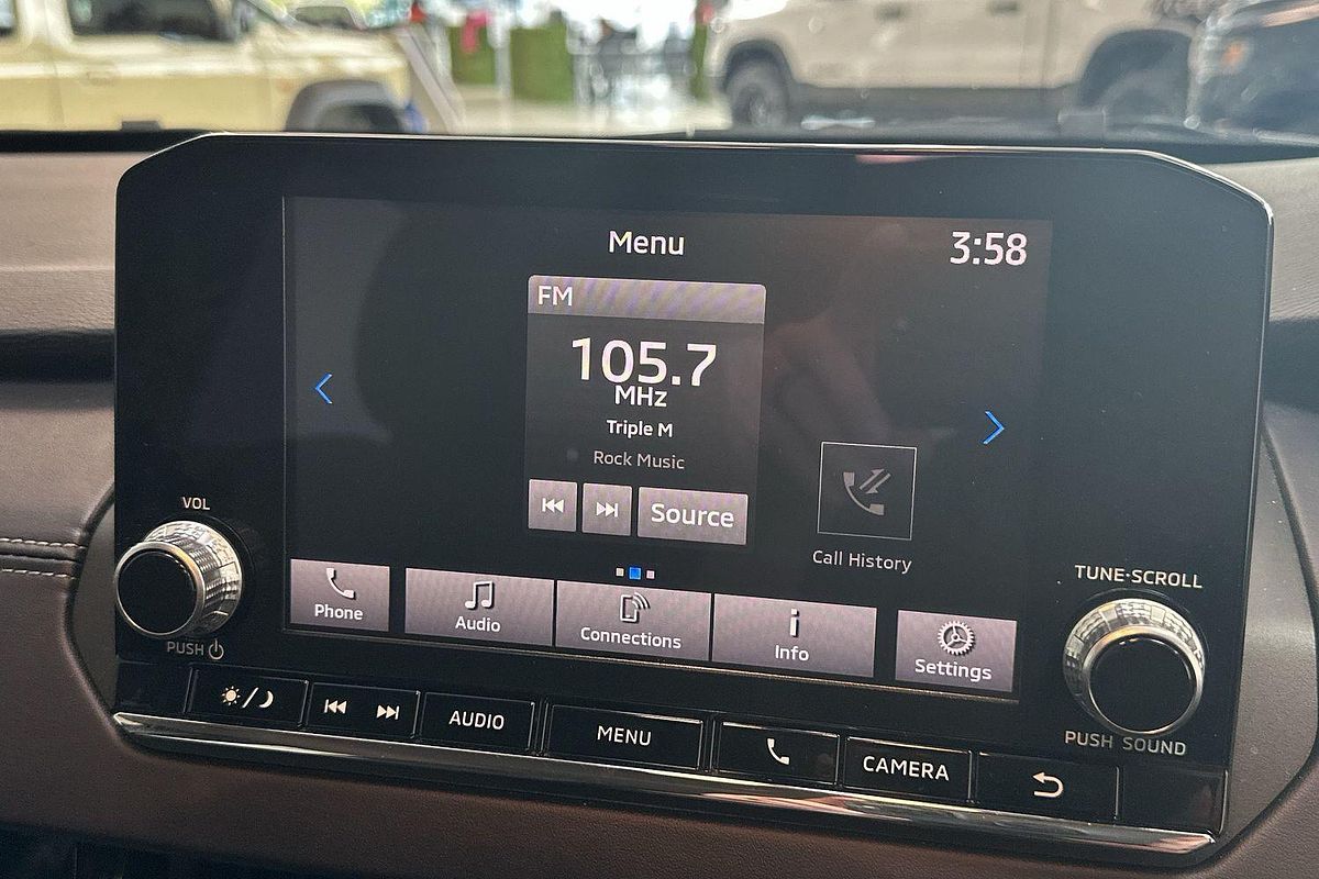 2023 Mitsubishi Outlander ES ZM