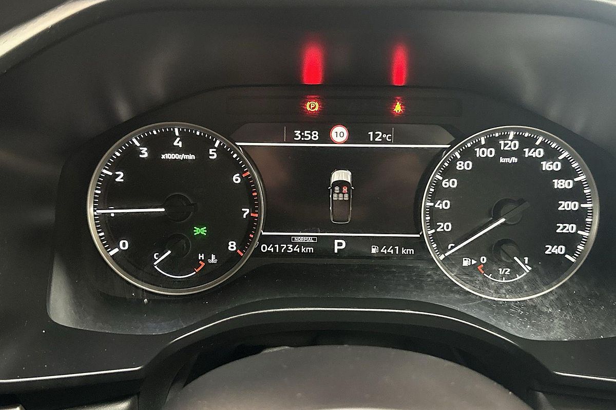 2023 Mitsubishi Outlander ES ZM