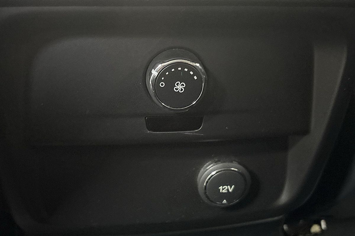 2022 Ford Everest Ambiente UA II 3.2L