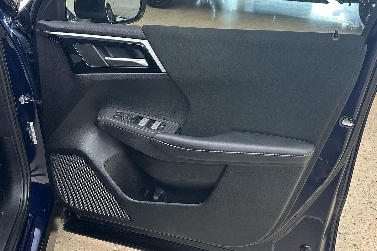 2023 Mitsubishi Outlander ES ZM