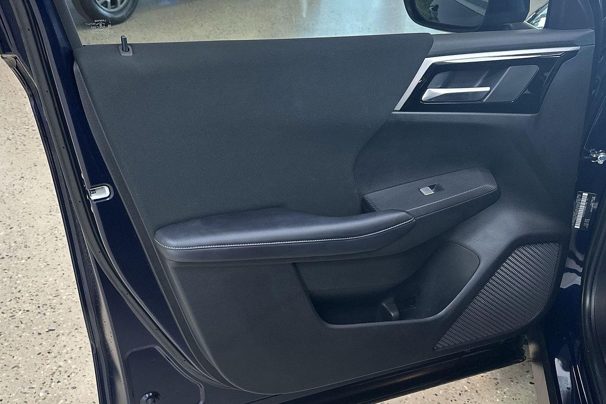 2023 Mitsubishi Outlander ES ZM