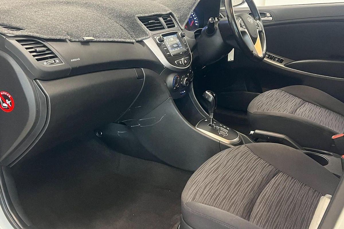 2017 Hyundai Accent Sport RB5