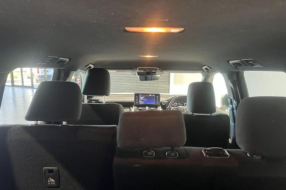 2022 Toyota Landcruiser GXL FJA300R