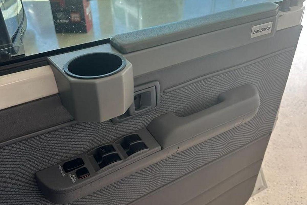 2013 Toyota Landcruiser Workmate VDJ79R 4X4