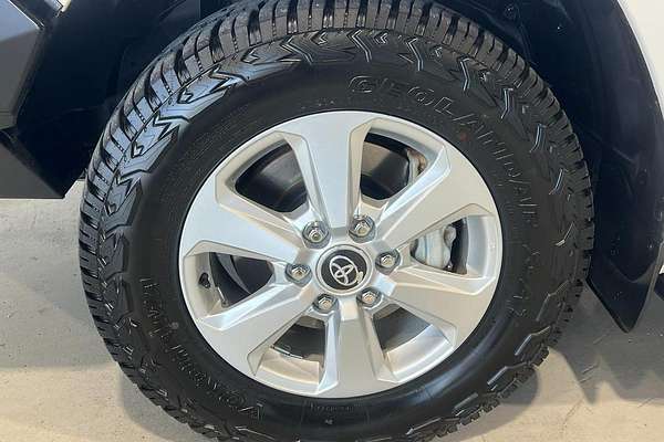 2022 Toyota Landcruiser GXL FJA300R