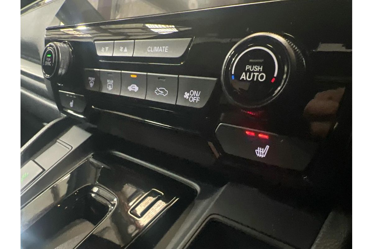 2022 Honda CR-V Black Edition RW