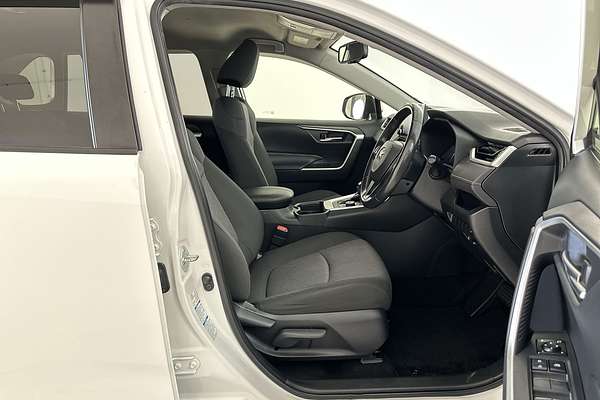 2019 Toyota RAV4 GXL AXAH54R