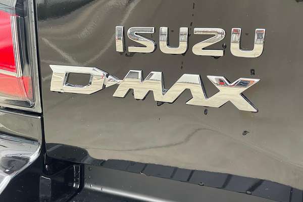 2025 Isuzu D-MAX X-TERRAIN 4X4