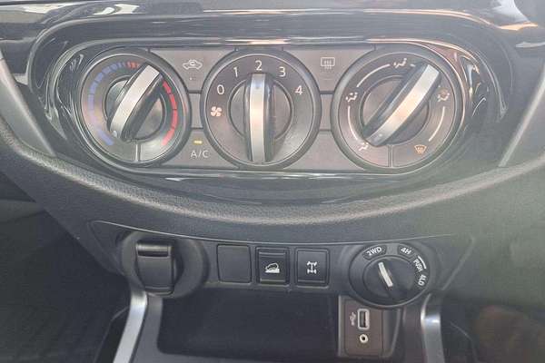 2023 Nissan Navara SL D23 4X4