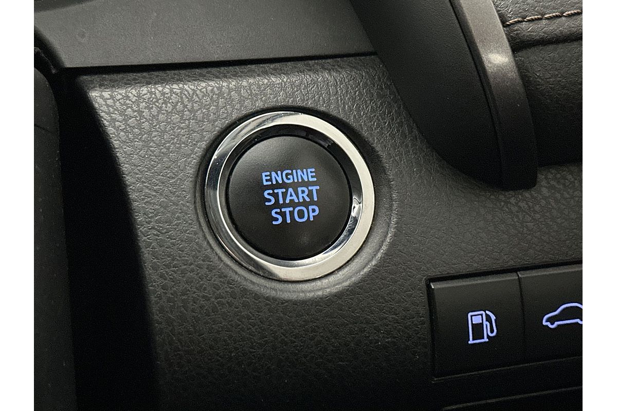 2017 Toyota Camry SL ASV70R