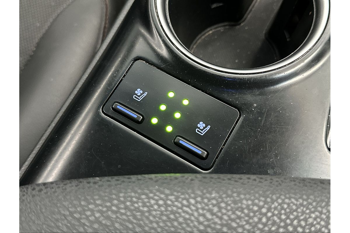 2017 Toyota Camry SL ASV70R