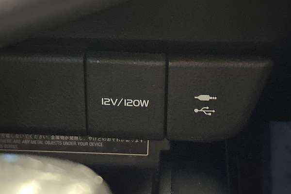 2017 Toyota Camry SL ASV70R