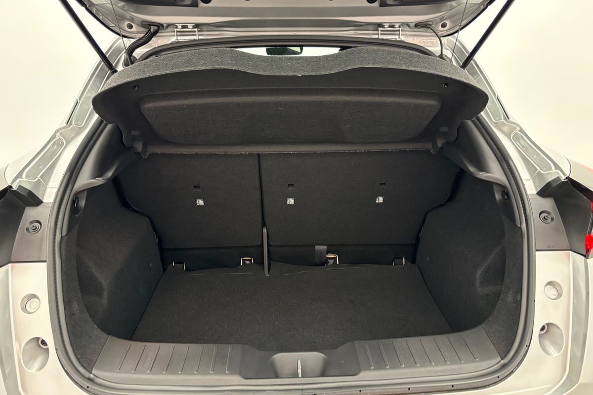 2024 Nissan JUKE ST-L F16