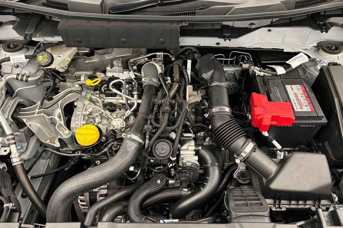 2024 Nissan JUKE ST-L F16