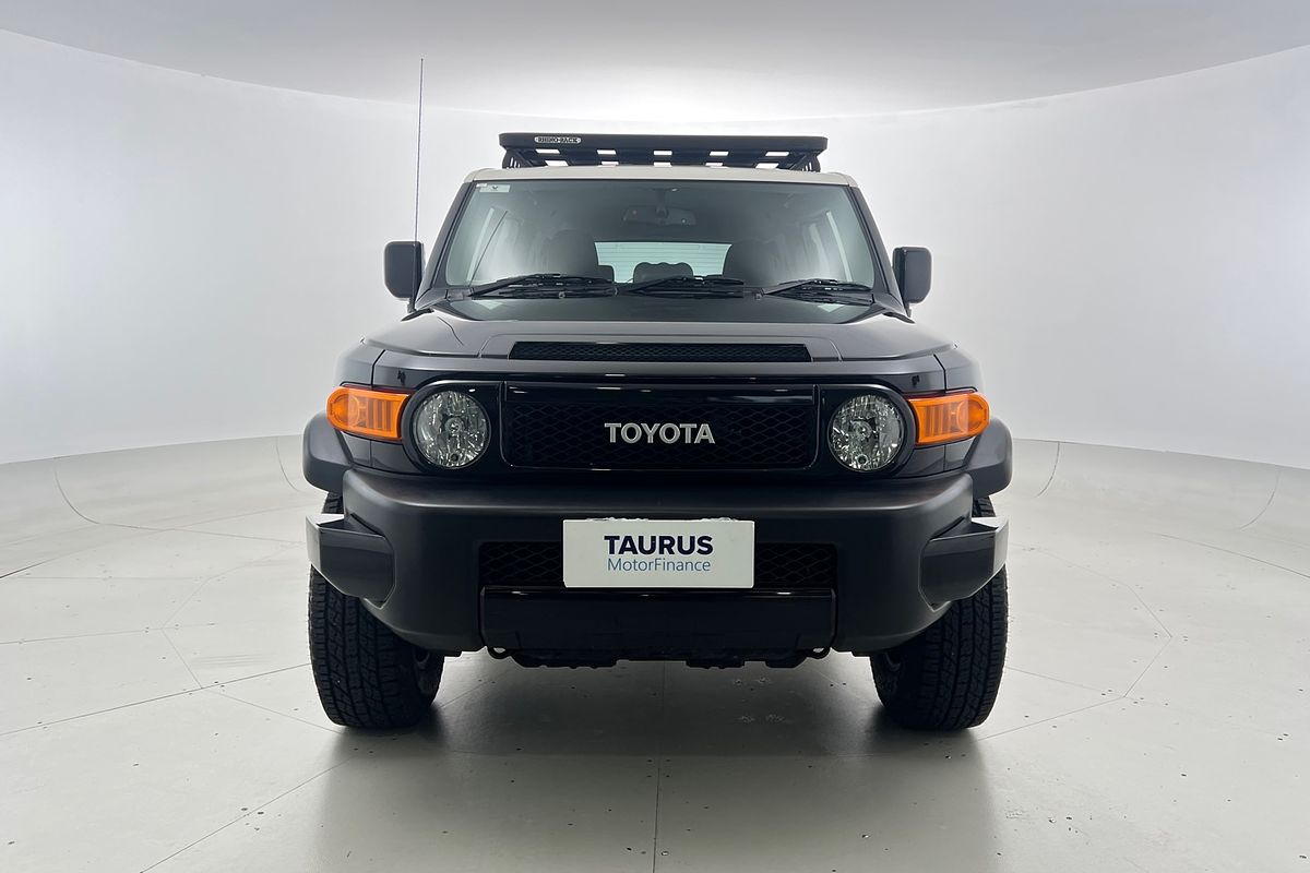 2016 Toyota FJ Cruiser GSJ15R