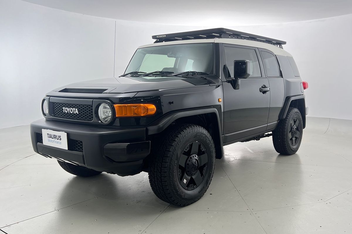2016 Toyota FJ Cruiser GSJ15R