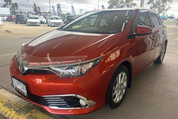 2017 Toyota Corolla Ascent Sport ZRE182R