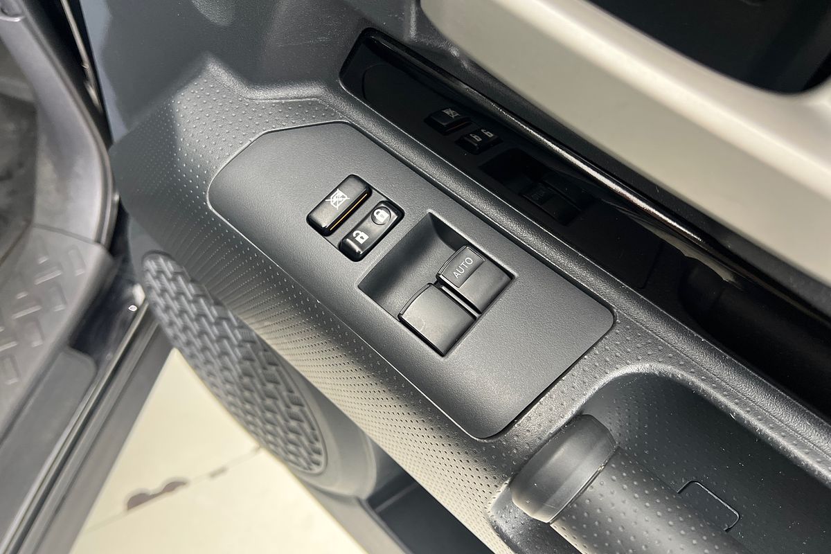 2016 Toyota FJ Cruiser GSJ15R