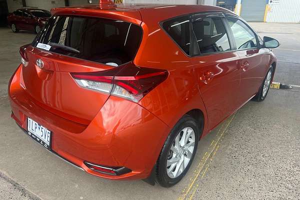 2017 Toyota Corolla Ascent Sport ZRE182R