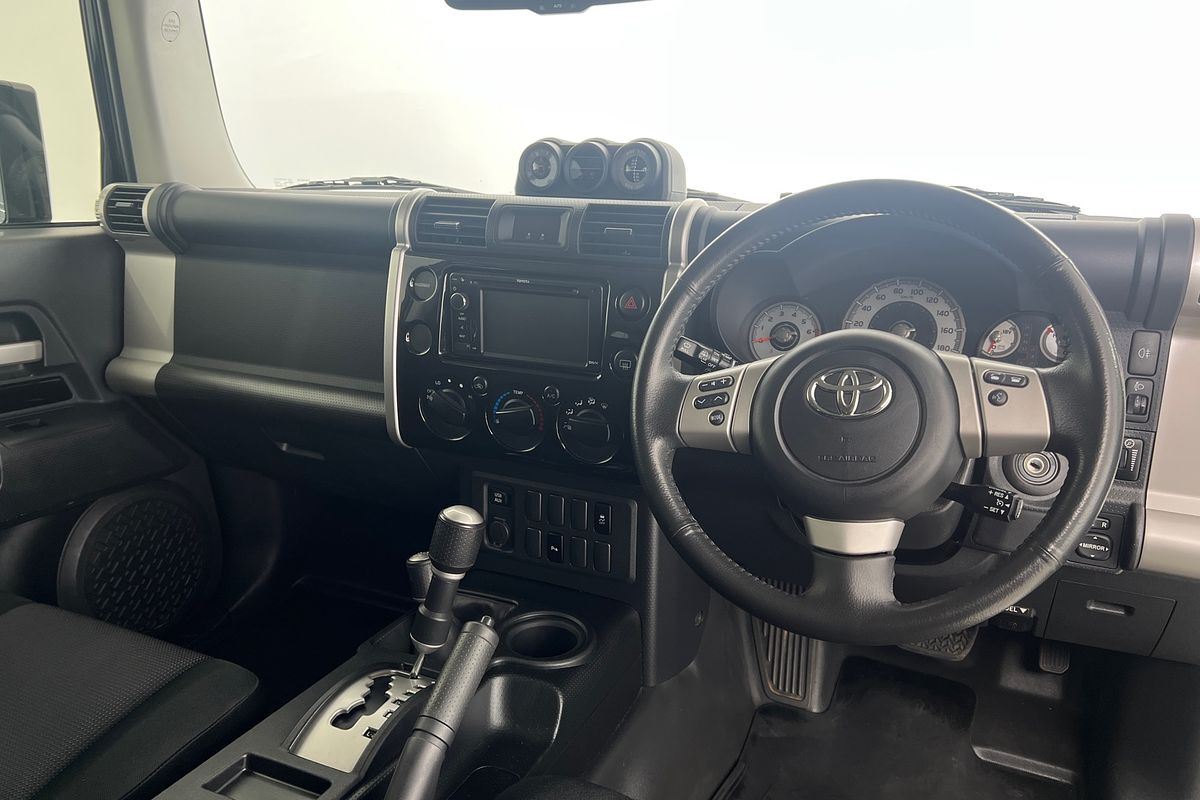 2016 Toyota FJ Cruiser GSJ15R